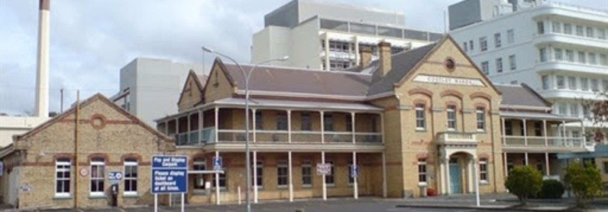 Staying in Greenlane Hospital and Looking for Accommodation?